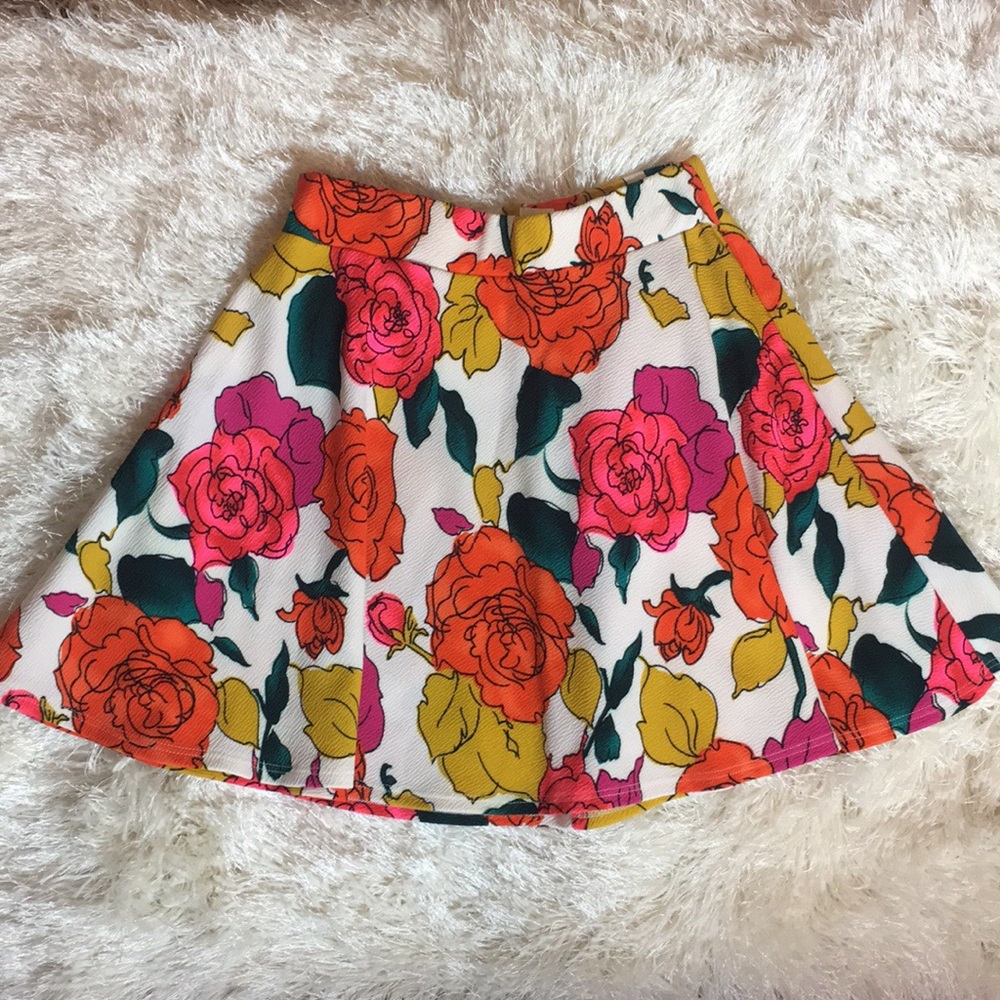 Bold Red/Hot Pink Flower Pattern Mini Skirt